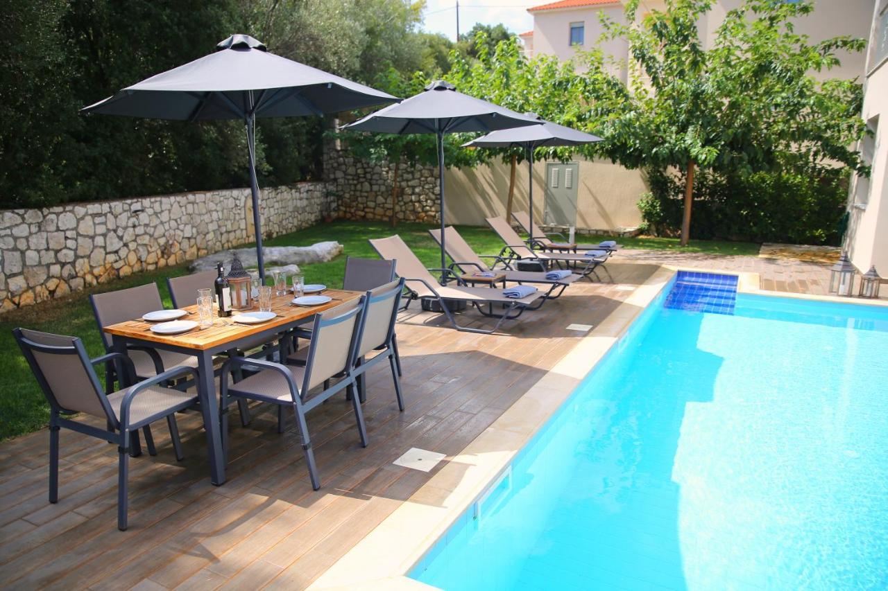 Amarianos Villas Agia Efimia Exterior photo